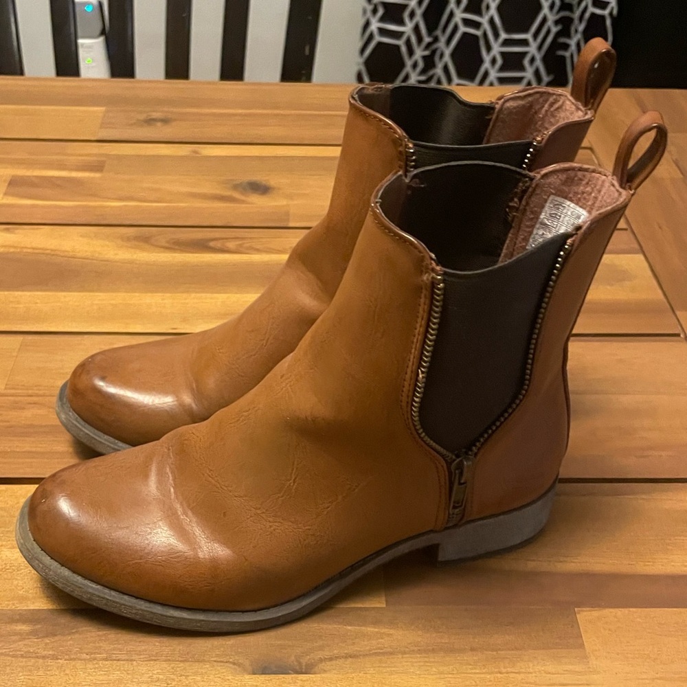 Chelsea Boot